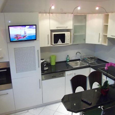Rozsa Apartman Heviz Exterior photo